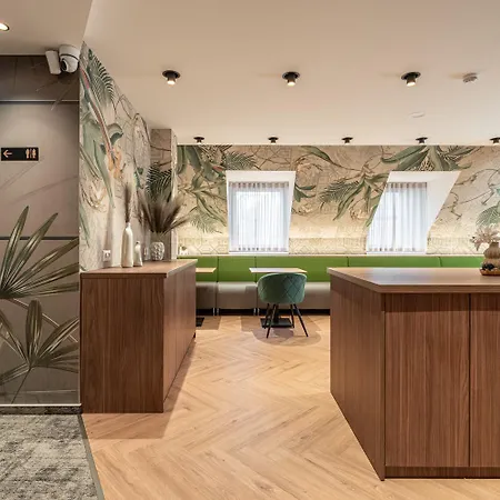 Dolce Art Hotel 3*